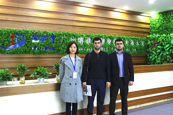 塔吉克斯坦健身器材