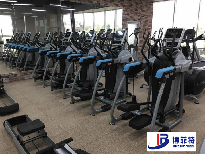 快猫影院入口登山机