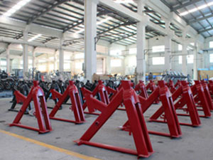 快猫影院入口健身器材生产车间展示3